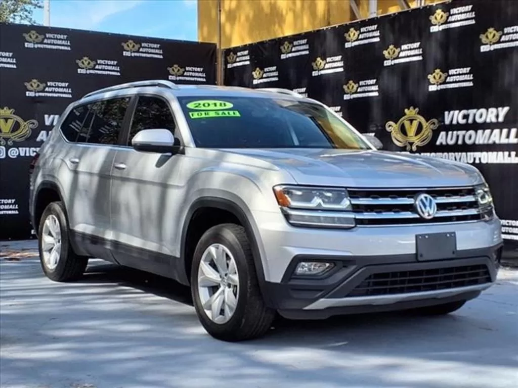 VOLKSWAGEN Atlas
