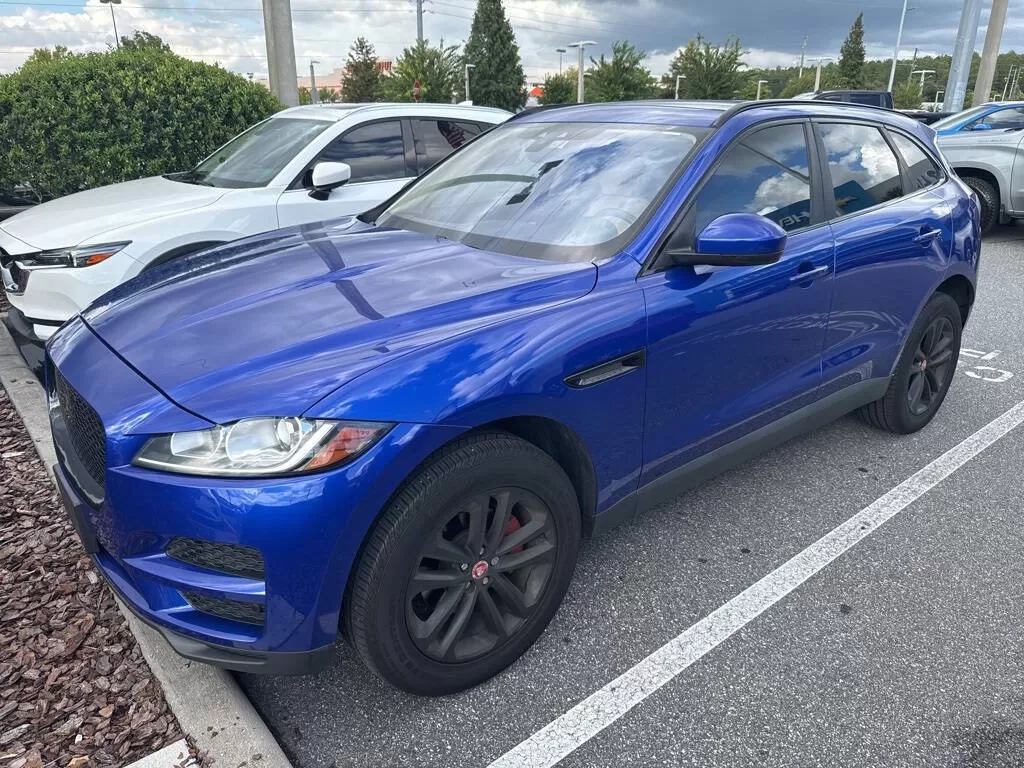 Jaguar F-PACE