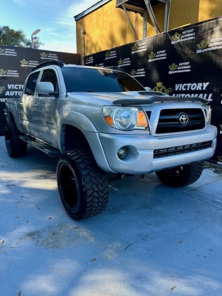 Toyota Tacoma