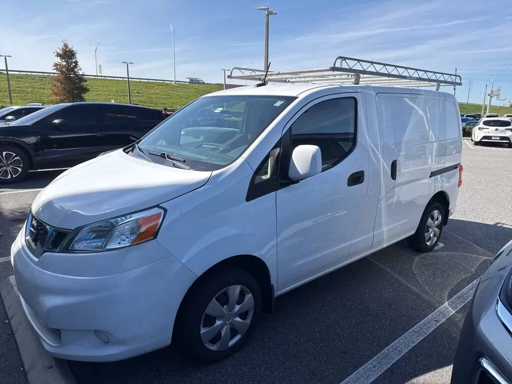 Nissan NV200
