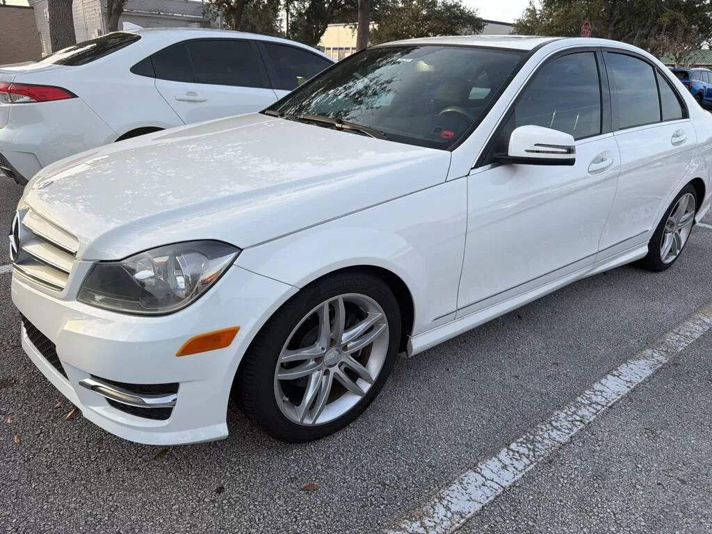 Mercedes-Benz C-Class