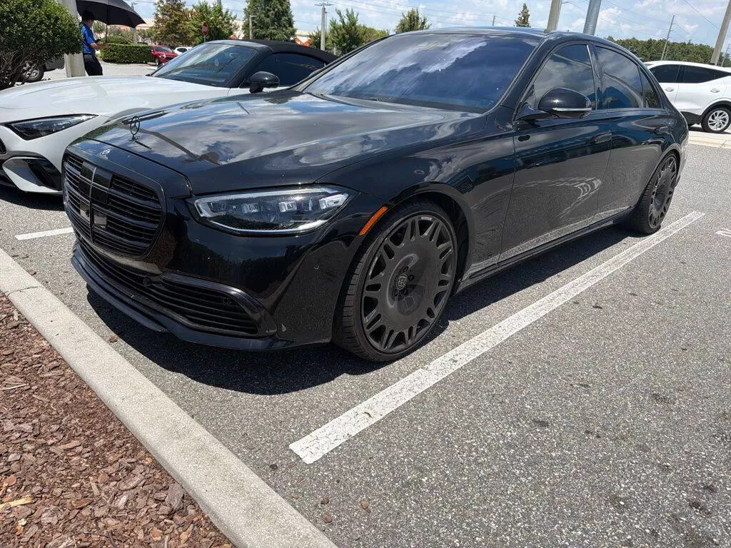 Mercedes-Benz S-Class