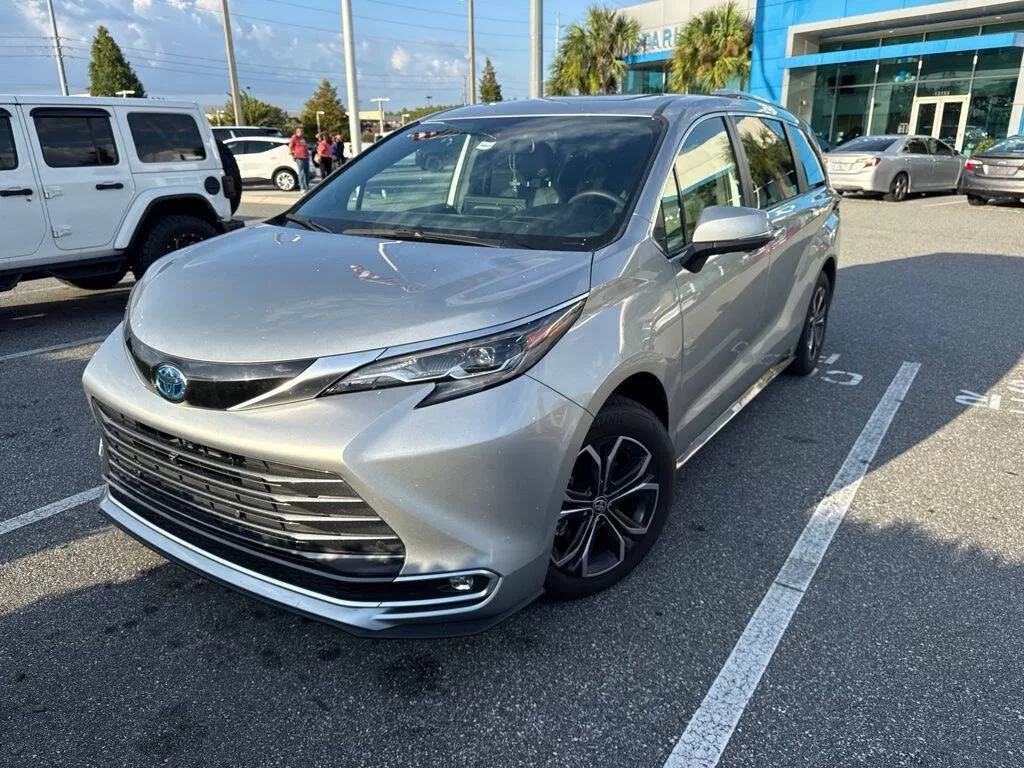 Toyota Sienna