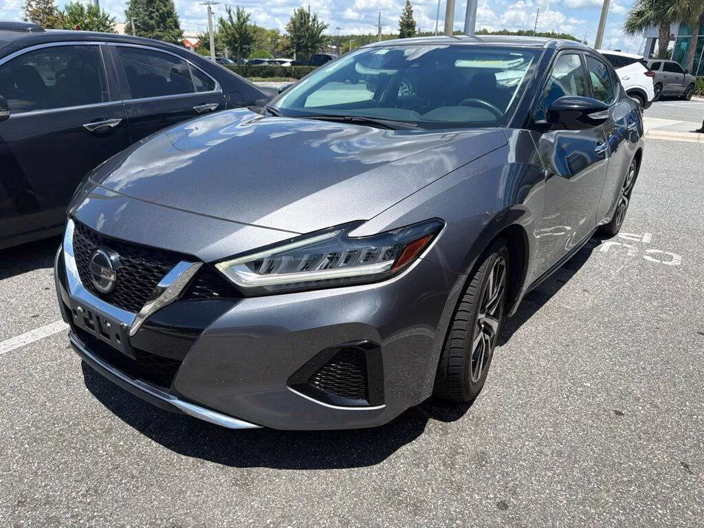 Nissan Maxima